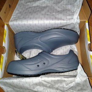 Fila Skypress SR Slip Resistant Clog Work Safety NWT Fila Skypress SR Slip Resistant Clog Work Safety NWT